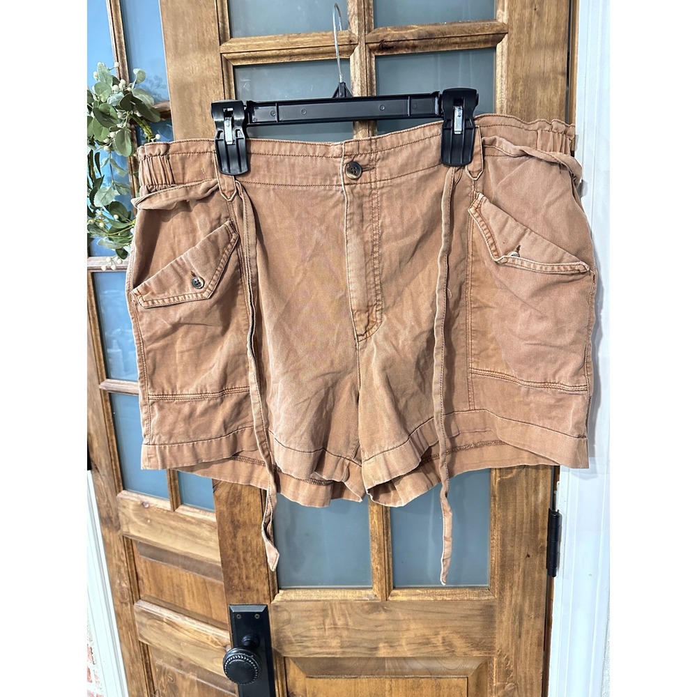 Old Navy Fashion Cargo Shorts Women XL Falconry Brown Elastic Waist Tie Utility